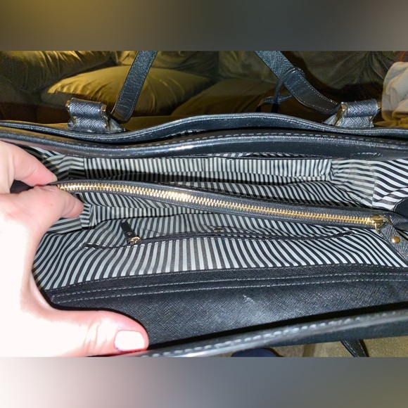 Leather Kate Spade Purse - Picture 8 of 10